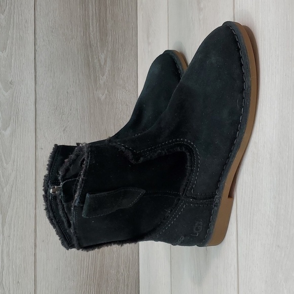 Ugg Australia Women Ankle Suede Boots shoes sz 7 - Picture 1 of 14